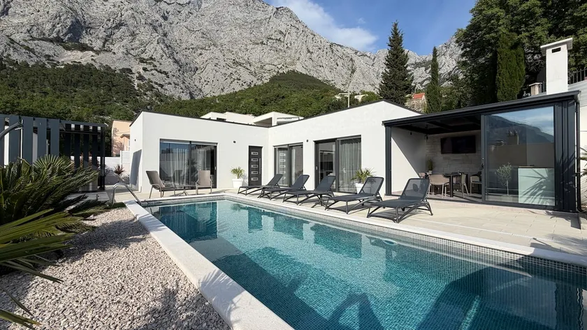 Villa Marco Polo , grijani bazen , jacuzzi - Image 1