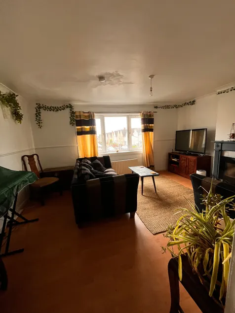 Cozy Home - Image 1