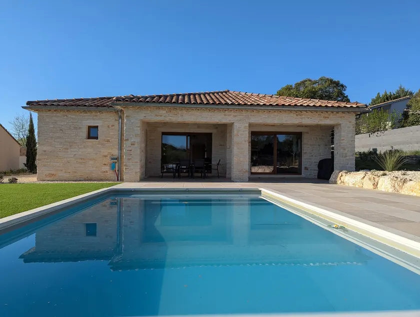 Villa violette - Image 1