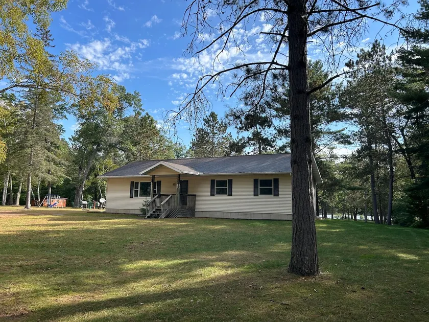 Glover Lake House - Image 1