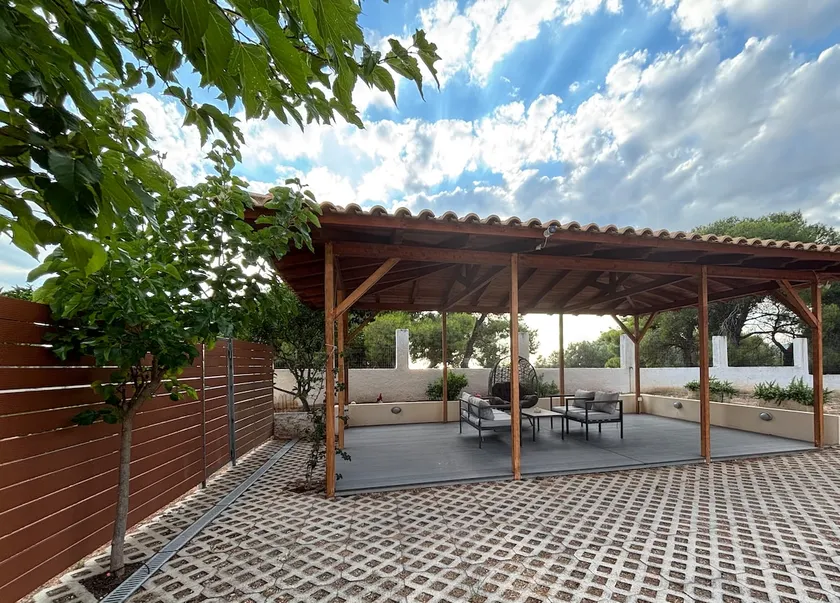 Dimitra's Guesthouse 2 - Image 1