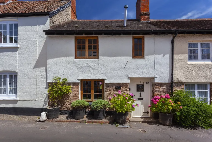 Pebble Cottage Dunster - Image 1
