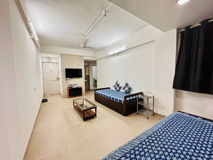 Cozy Apartment Feels Like Home2 - Image 1