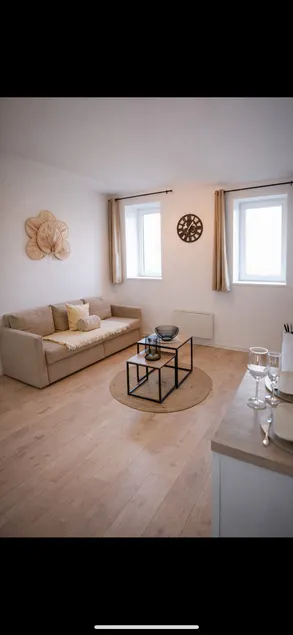 Nice 2-room near Parc Expo - Image 1