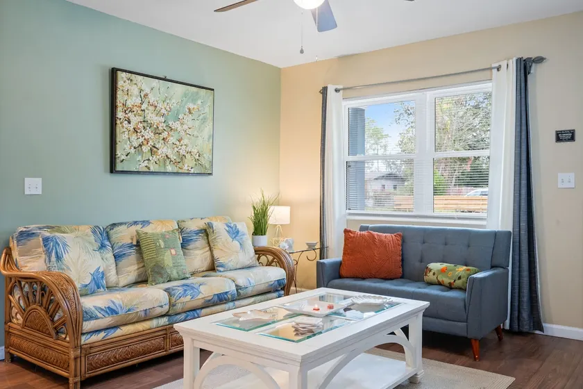 Cozy Retreat By Mayo, Beach, Pet Friendly Backyard - Image 1
