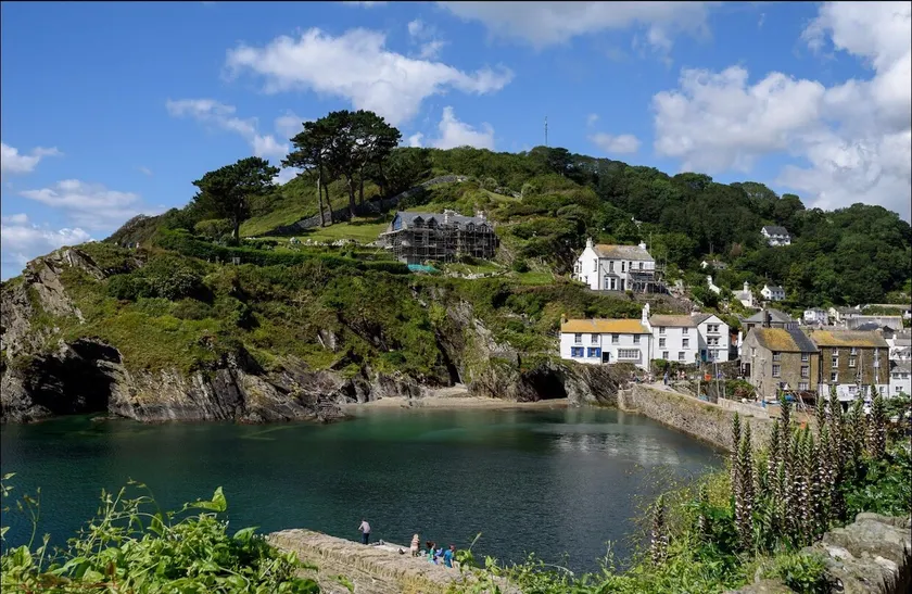 Stunning house right by the sea, spectacular far reaching sea views in Polperro - Image 1
