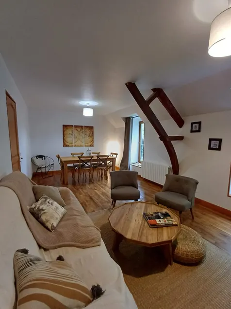 3 bedroom apartment - Image 1