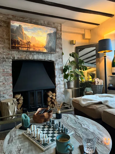 Boho Cottage and Wild Garden near Soho Farmhouse - Image 1