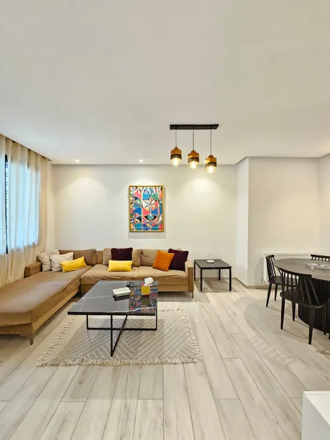 Contemporary Haven in the Heart of La Marsa - Image 1