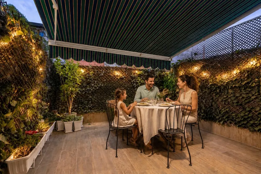 Unique Home with Private Patio | Subway 3 Minutes Away - Image 1