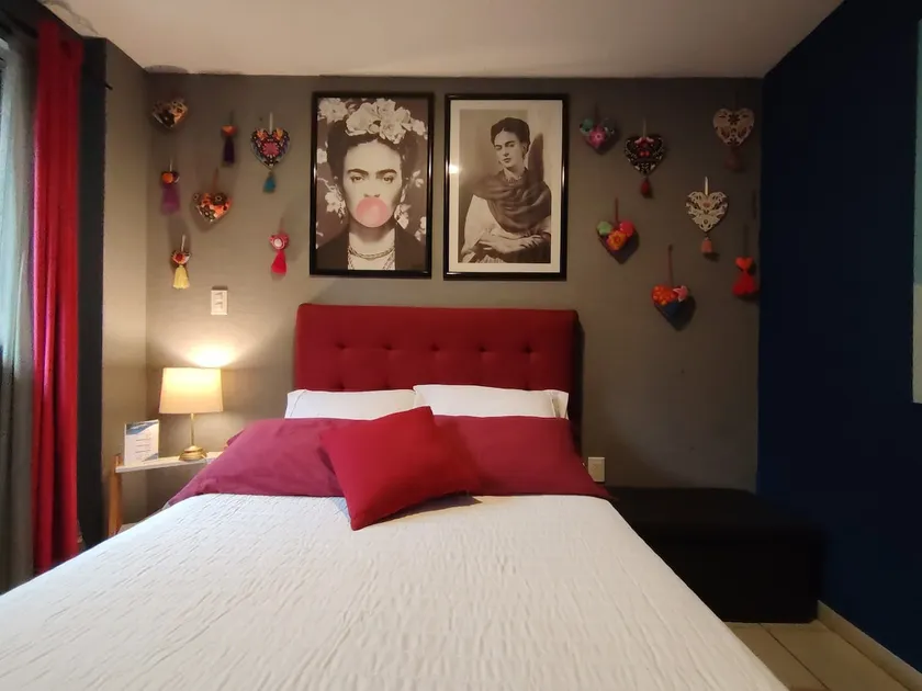 Frida's apartment across from the airport, 2 bedrooms - Image 1
