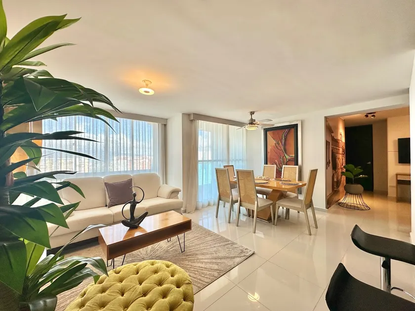 Premium Urban Oasis Bucaramanga - Image 1