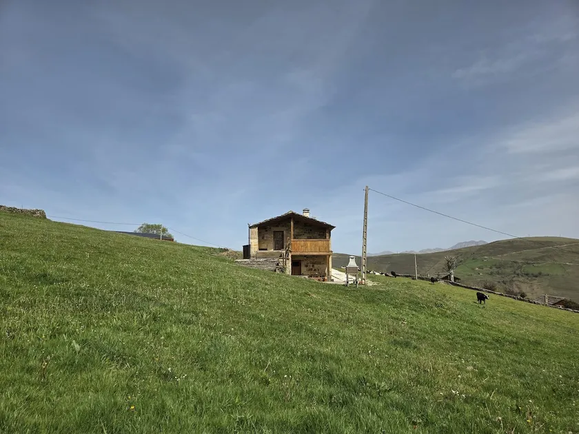 Cabaña Pasiega Montes del Pas - Image 1