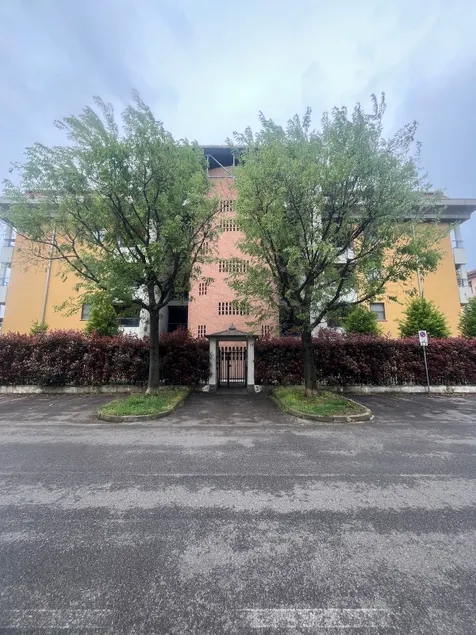 Elegante Casa -Rho Fiera - Image 1