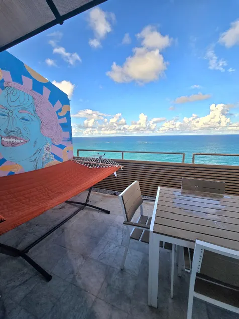 Oceanview Penthouse 3-Bedroom +Terrace+Pool! - Image 1