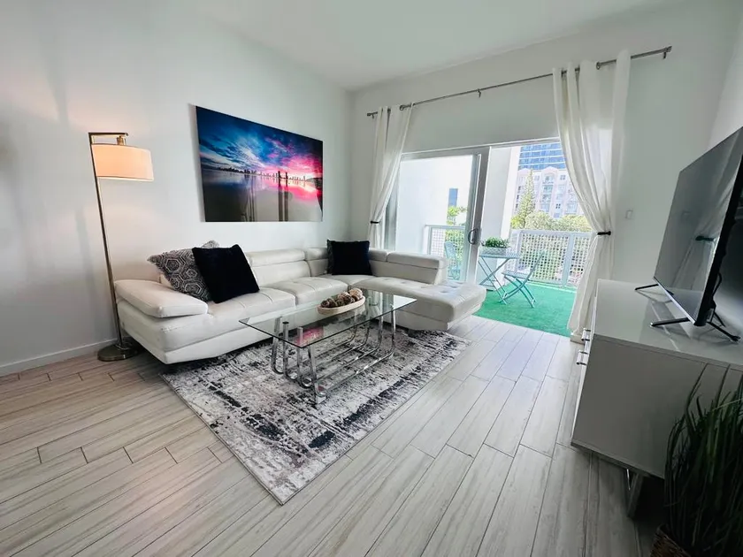 “Beautiful 2 beds in Edge Water-Miami with Free/P” - Image 1
