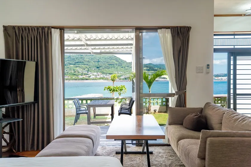 Sesoko Island, in front of the beach, BBQ available, accommodation with a large garden - Image 1