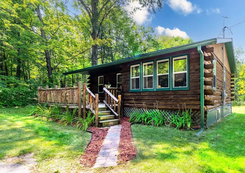 Lakewood Log cabin-ATV access - Image 1