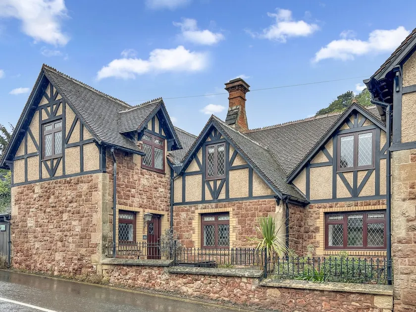 One Grooms Cottage Dunster - Image 1