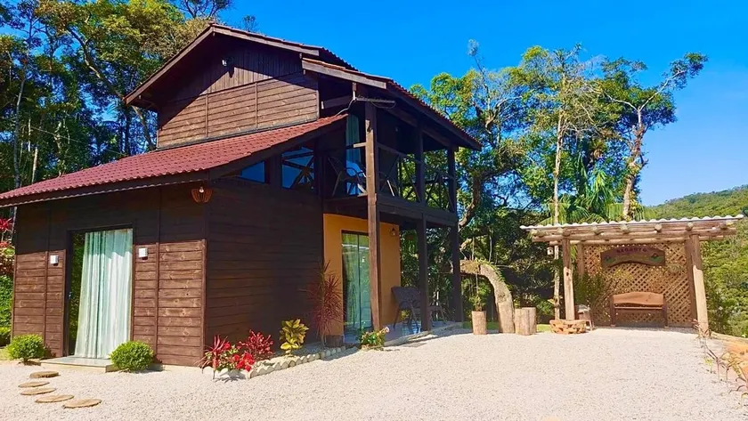 Pousada Recanto Monte Verde [Green Mountain Inn] - Image 1