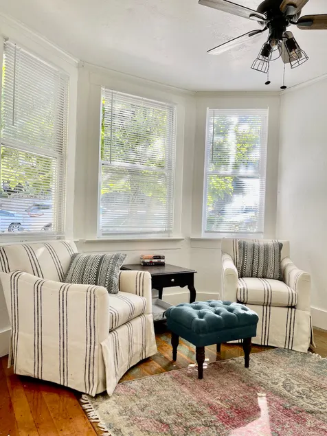 Downtown Updated Craftsman, Pet Friendly - Image 1