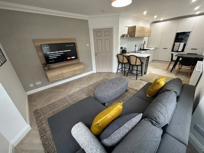 Premium executive Apartment in Dunfermline - Image 1