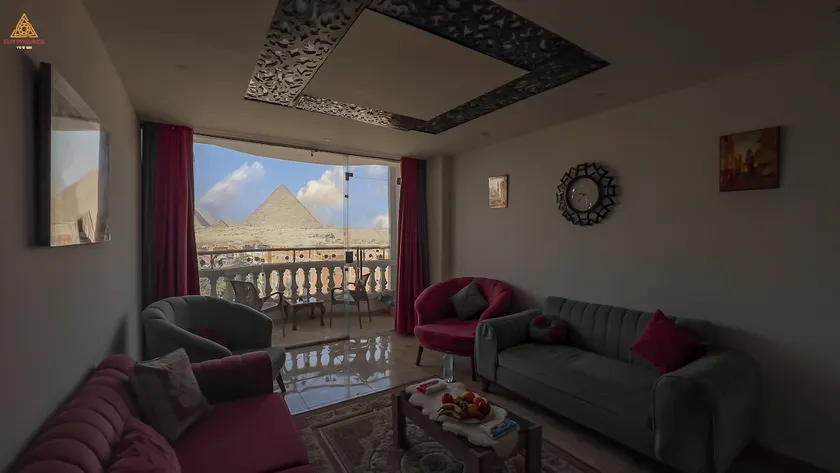 Luxurious Family Apartment Sleeps 7 n the Pyramids - Image 1