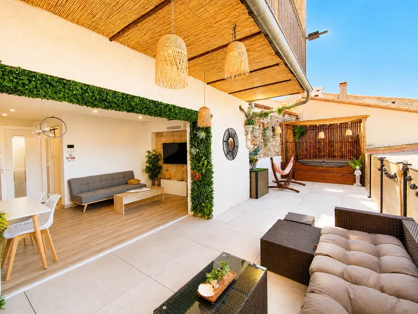 Getaway 2 km from the sea – Spa, Hammam & Air Conditioning! - Image 1