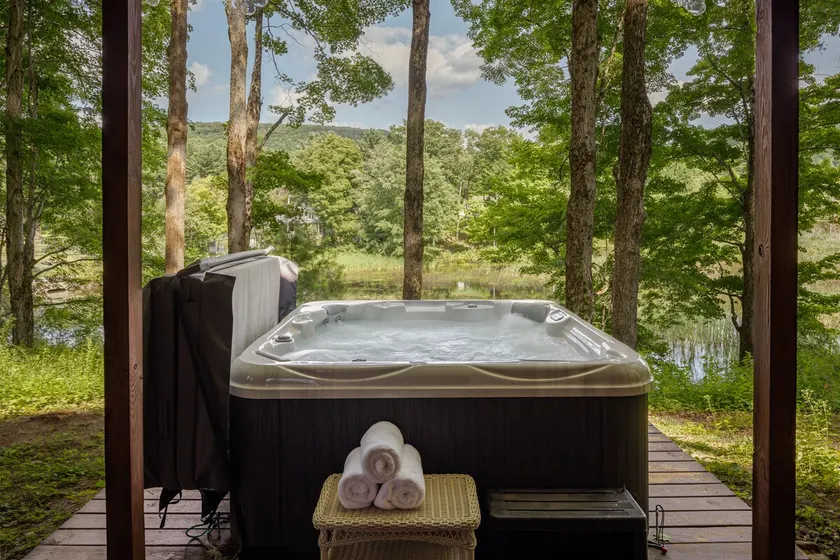 Hiking Nearby! Hot Tub, Movie & Game Room! - Image 1
