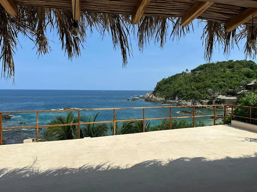 *House facing the sea with reef 2* - Image 1