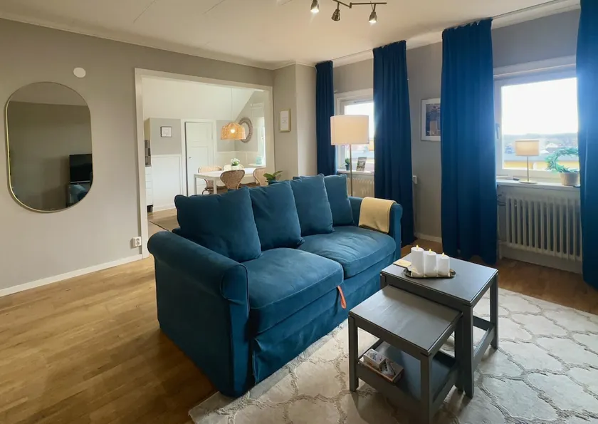 Attic apartment with view - Image 1