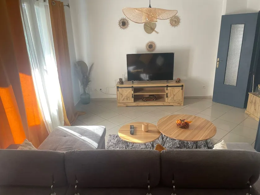 Apartment near TGV station - Image 1