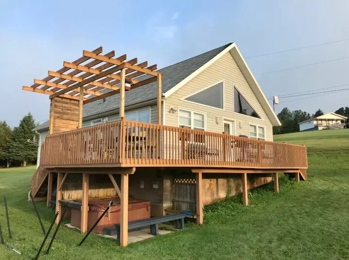 Hot Tub | Pet Friendly | Kayaks - Vasara Cottage - Image 1