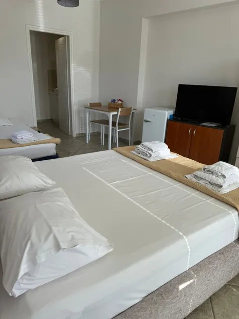 runway stay - Image 1