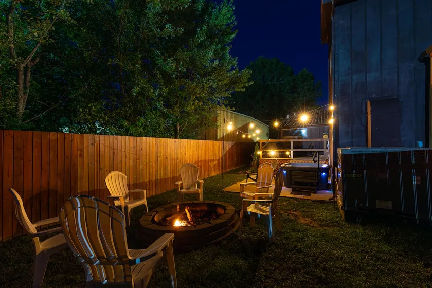 Hot Tub+Firepit+Corn Hole+BBQ+Game Room+Spa Bath - Image 1