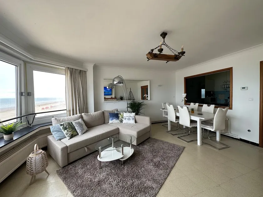 Seaside Serenity Gorgeous 3/2 Oceanfront Apartment - Image 1