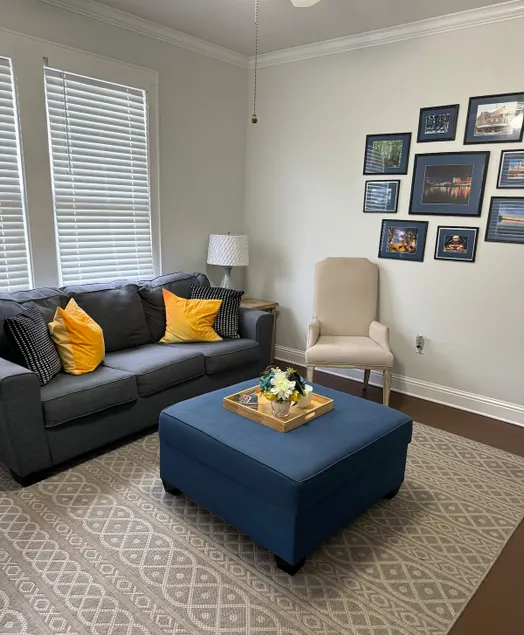Rustic Private Apt w/ Park View - Image 1
