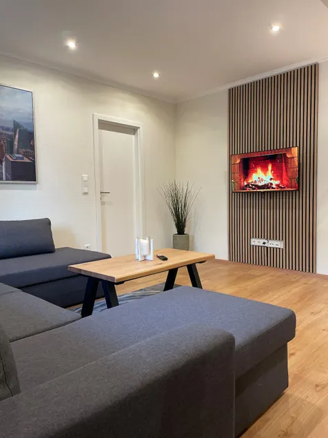 Modern vacation apartment in a central location - Image 1