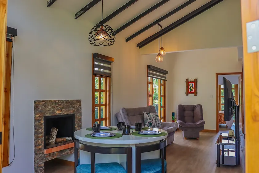 Modern Cabin Filandia/ Milagros - Image 1
