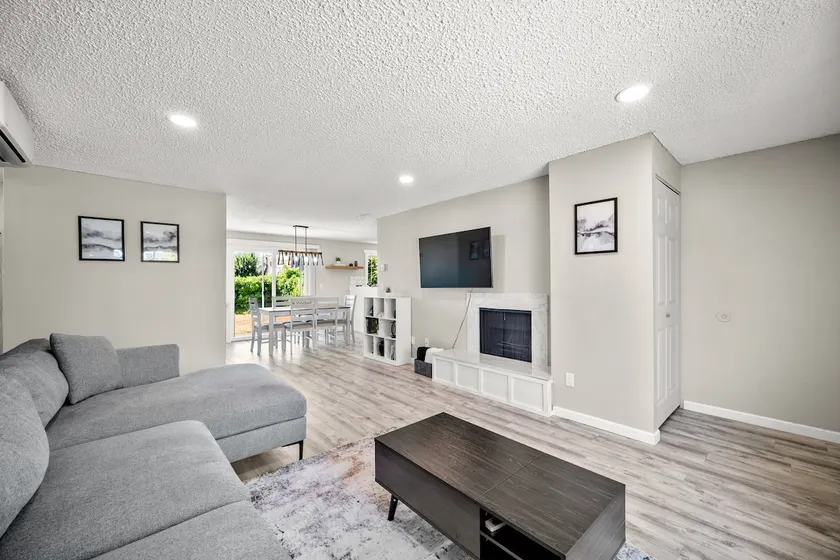 Near Park. PDX Home w/ Hot Tub, BBQ & 1 Gig Wifi! - Image 1