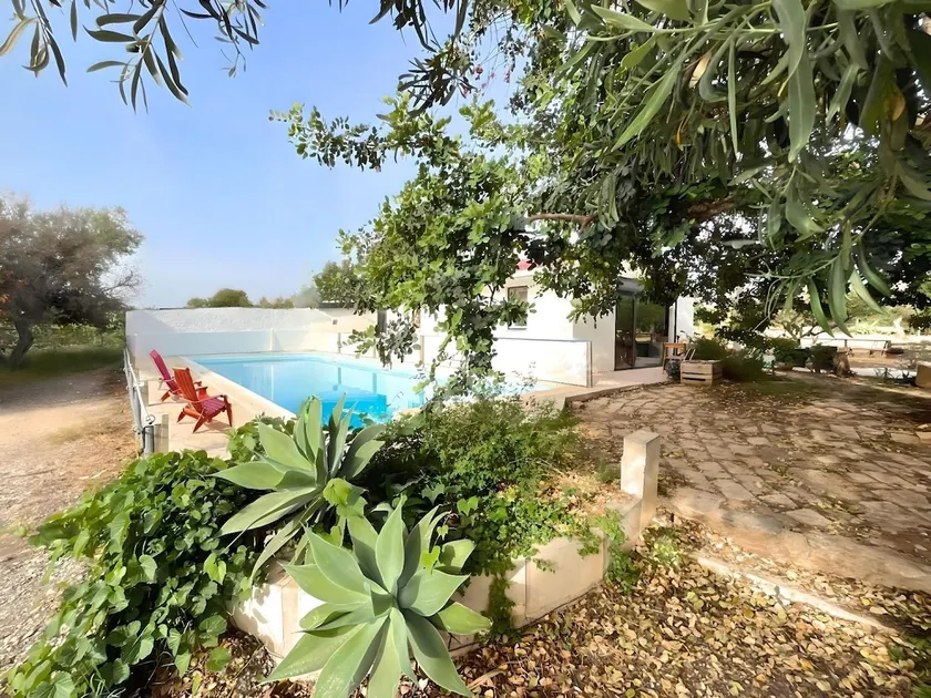 Villa with Pool – Peaceful Stay Near the Sea - Image 1