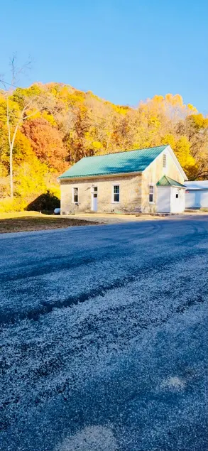 Circa 1868 Rock School House Retreat - Image 1
