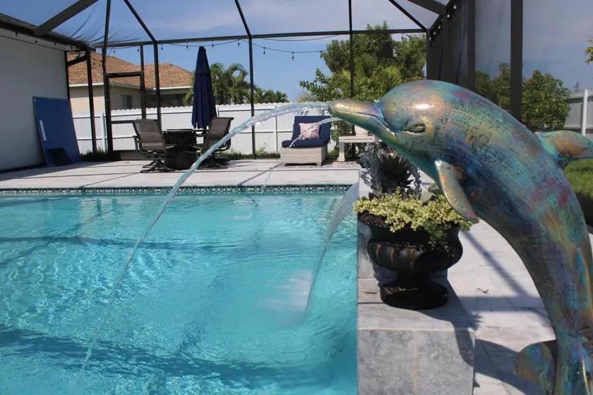 Private Pool Oasis in Cape Coral - Image 1