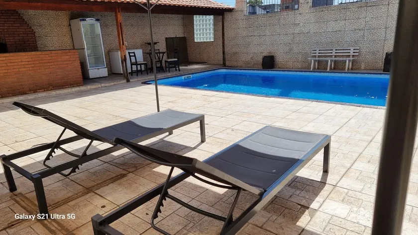 exclusive house with pool and leisure - Image 1