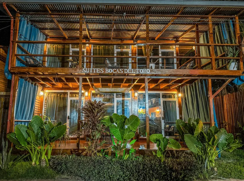 Suites Bocas del Toro - Image 1
