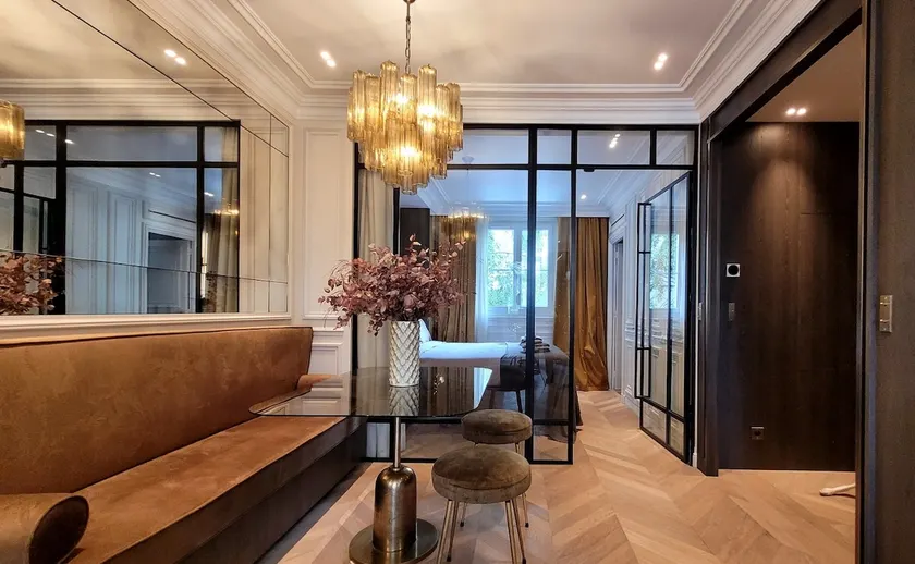 Refined appartment in Montmartre - Image 1