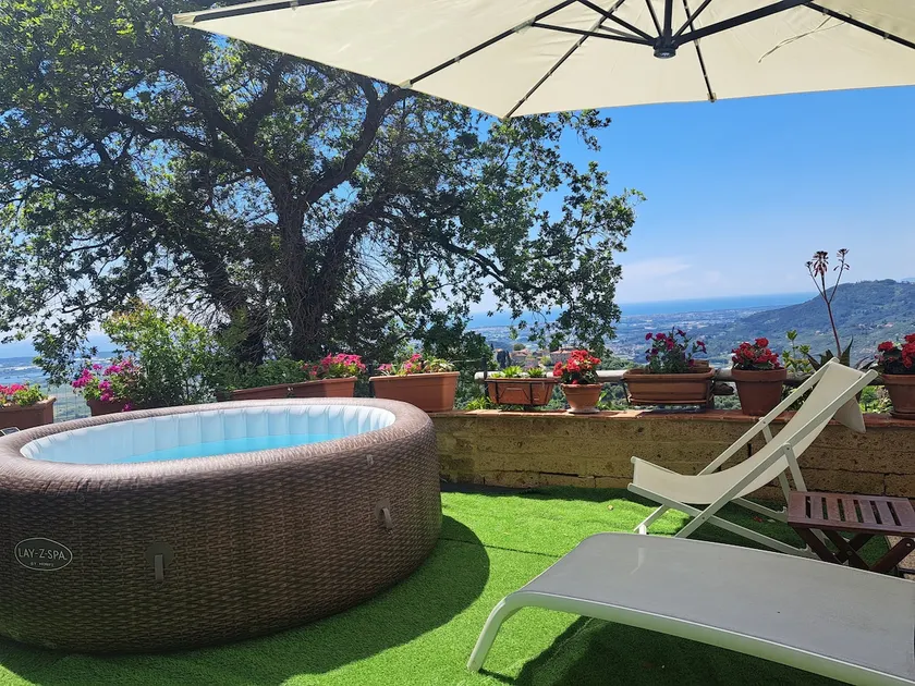 ”The Nest” house with sea view and Wi-Fi - Image 1