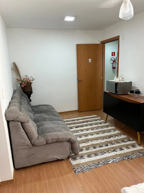 2 Fully Equipped Bedrooms with AC for 6 - Image 1