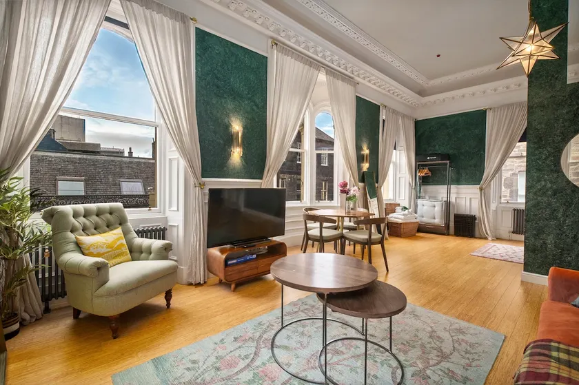 The Merchants89 - Macallan Suite - Deluxe Studio - Image 1