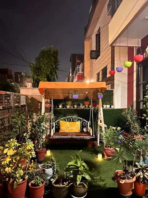 Sid Chandla House - Image 1